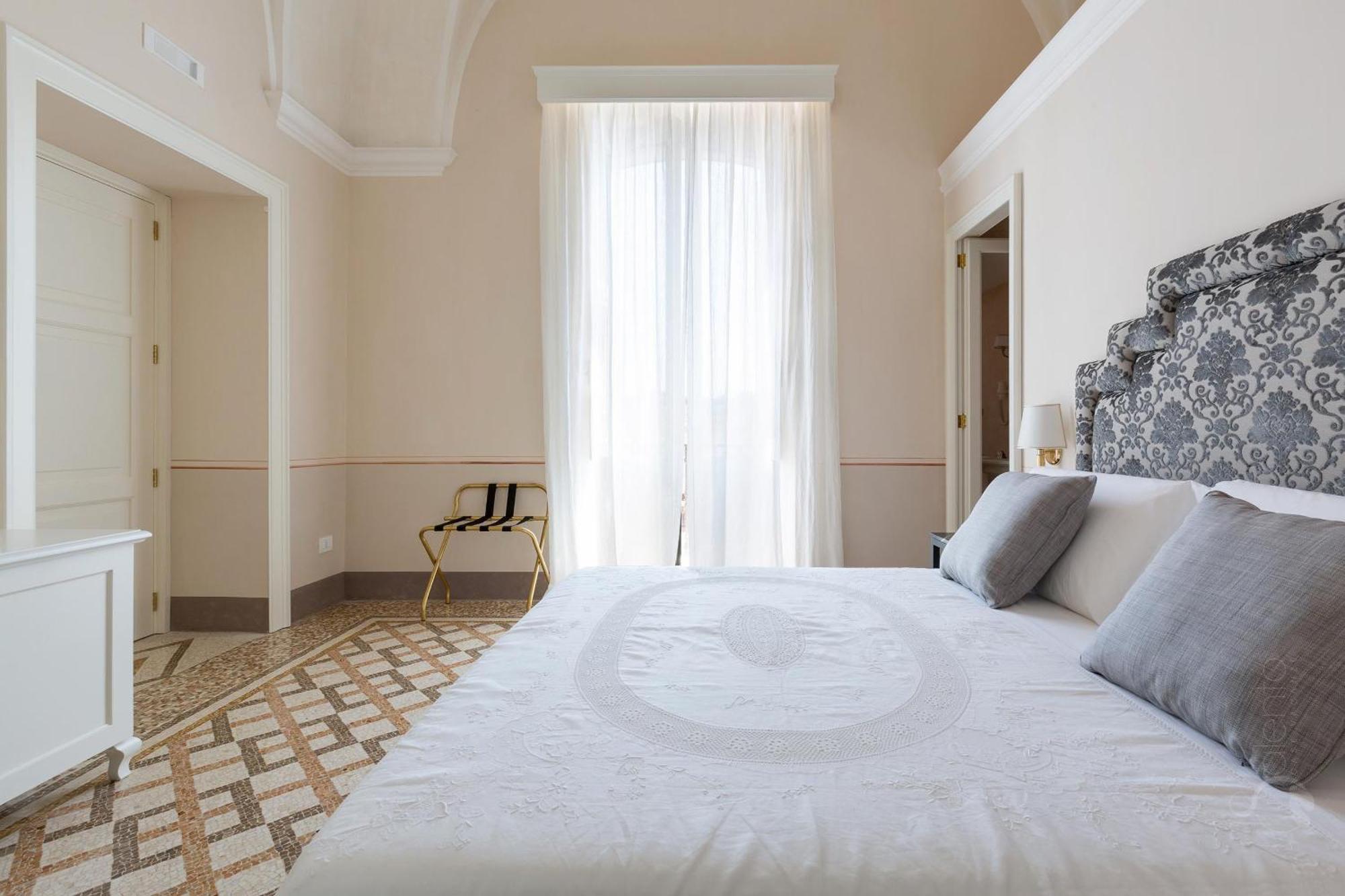 Palazzo Fasti Bed & Breakfast Casarano Exterior photo