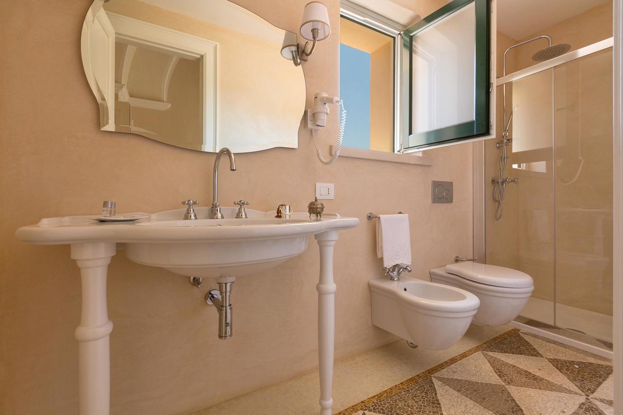 Palazzo Fasti Bed & Breakfast Casarano Exterior photo